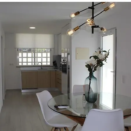 Quinta Dos Crastos Pool House Penzion