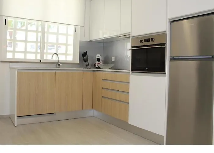 Quinta Dos Crastos Pool House بيت ضيافة 4*