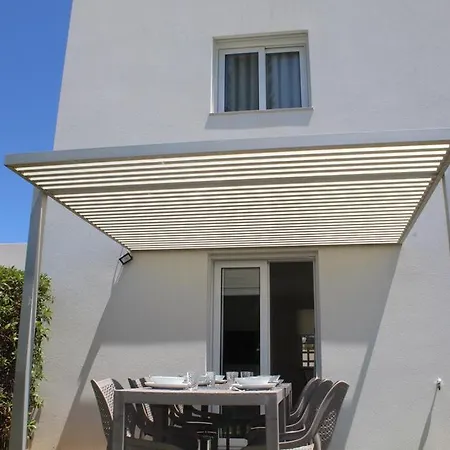 Penzion Quinta Dos Crastos Pool House Porches (Algarve)